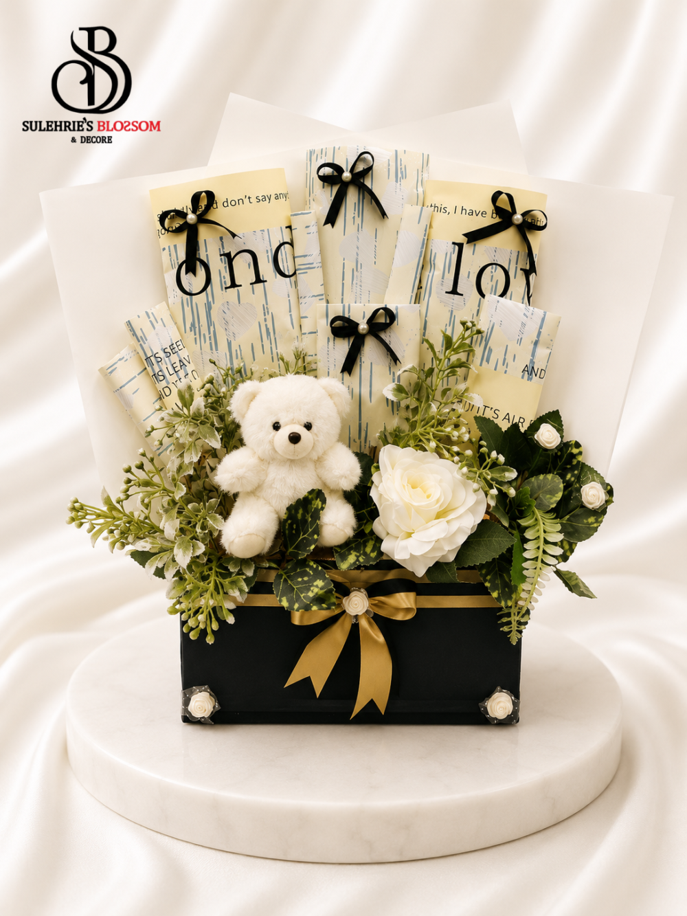 chocolate gift box Wapda Town – Ivory Teddy Chocolate Luxe Box