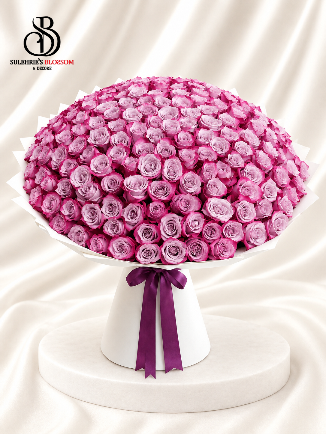 100 roses bouquet in Lahore – Pink Ivory Grand Amour Bouquet